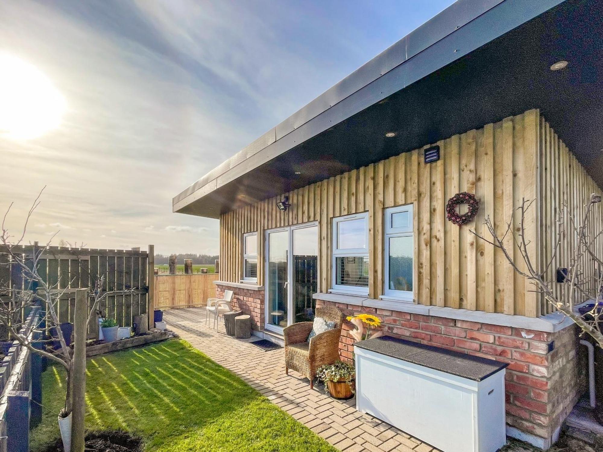 Orchard Chalet Arnhall Exterior foto